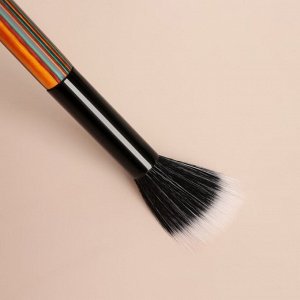 Кисть для макияжа «Полоска», 17,8 см, цвет МИКС