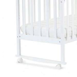 Кровать детская Березка (автостенка, колеса,качалка, накладка ПВХ, белый)
