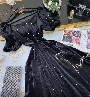 Платье ꧂☆ Цвета: изысканный чёрный
°☆° Ткань велюр
꧂☆ Длина 110 см