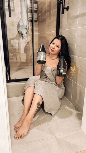 Шампунь для восстановления поврежденных волос "Кокос" Carebeau Fantasy / Carebeau Fantasy Shampoo Coconut Oil