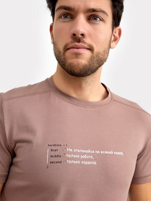 Хлопковая футболка коричневого цвета с текстовым принтом