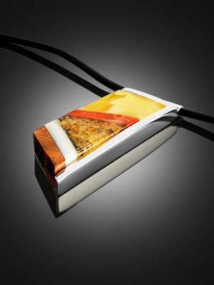 Стильный мозаичный кулон из натурального балтийского янтаря и дерева «Индонезия»