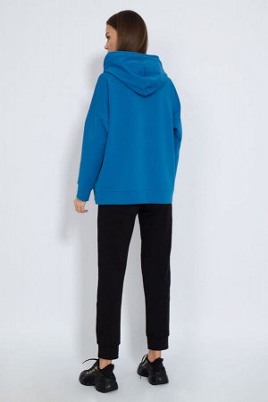 Костюм Костюм Kivviwear 41134114/06 светло-синий 
Состав: ПЭ-15%; Хлопок-85%;
Сезон: Осень-Зима
Рост: 170

Костюм. Худи оверсайз с капюшоном на подкладке из основной ткани. Брюки средней посадки зауж