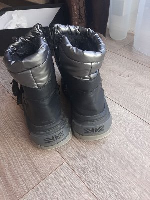 Ботинки для девочки зима 37р-р