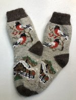 Шерстяные вязанные толстые носки с рисунком  (снегири)