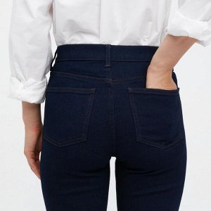 UNIQLO — ултрастрейчевые джинсы HEATTECH — синий