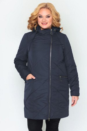 Куртка Рост: 170 Состав ткани: ПЭ-100%; Простые линии в куртке придают женскому облику изысканность и лаконичность. Куртка из стёганой ткани полуприлегающего силуэта, классического покроя, длиной до к