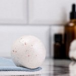 Бомбочка для ванны &quot;В этот чудесный день&quot; с эфирным маслом персика, 140 г 4184833,до 10.2025