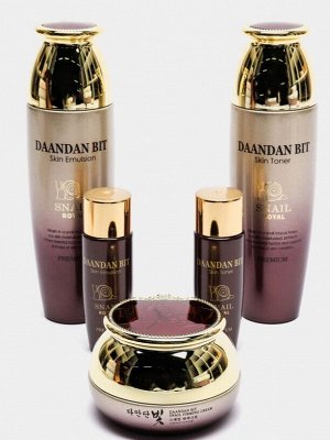 Набор для АНТИВОЗРАСТНОГО ухода с муцином улитки ROYAL PREMIUM SNAIL 3 SET
