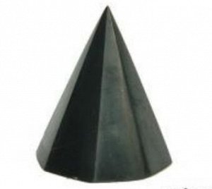 Пирамида из Шунгита 8-гранная, высокая, полированная 3cm, h 5-5,5 cm