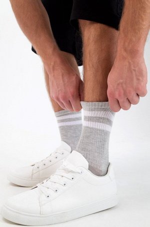 Высокие спортивные носки