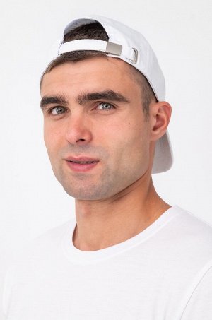 Бейсболка Страна: Узбекистан; Состав: 100% хлопок; Цвет: белый
Однотонная базовая кепка из 100% хлопка для мужчин, женщин и подростков. Бейсболка унисекс выполнена из дышащей ткани, сверху имеются спе