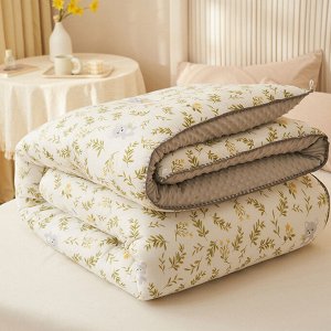 Теплое одеяло, принт "листики", цвет молочный/бежевый