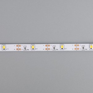 Светодиодная лента Luazon Lighting 3 м, IP20, SMD2835, 30 LED/м, 3хААА, 3000К, свечение тёплое белое