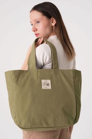 Большая сумка цвета хаки с короткими рукавами