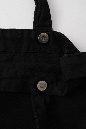 Черная джинсовая сумка через плечо