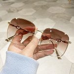 Женские солнцезащитные очки крупные с металлической оправой, цвет золотистый/коричневый