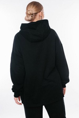 Толстовка Сезон: Весна - Осень, Зима

Толстовка-унисекс с капюшоном из черного футера трехнитки. Модель подходит мужчинам и женщинам. Карман -кенгуру, асимметричный низ.  Рукав отрезной, плечо спуще