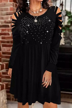Черное велюровое мини-платье с разрезами на рукавах и стразами