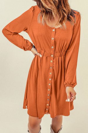 Оранжевое платье на пуговицах с длинным рукавом и резинкой на талии