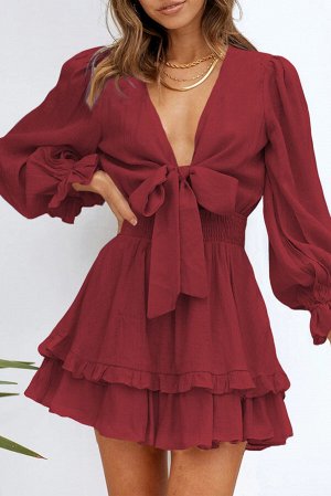 Красное многоярусное платье беби-долл с глубоким V-образным вырезом с бантиком и пышными рукавами