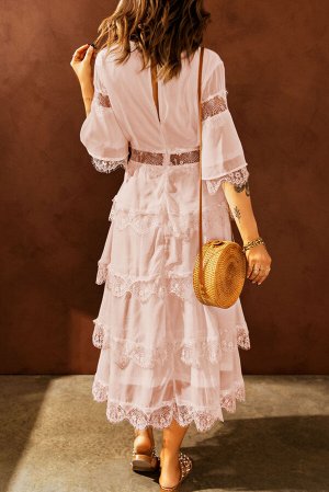 Розовое длинное платье в ​​горошек с прозрачными кружевным вставками