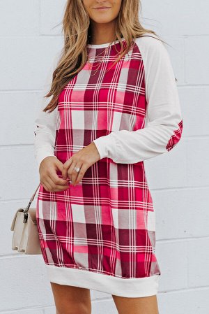 Розово-белое платье-свитшот в шотландскую клетку с заплатками на рукавах в стиле пэчворк