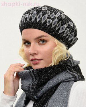 Берет Бренд: Di Lana     Тип изделия: Берет
Размер: 56-58
Состав: 95% шерсть 5% метанить
Подклад: Без подклада