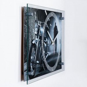 Часы-картина настенные, серия: Транспорт, "Мотоцикл в ночи", плавный ход, 35 х 60 см