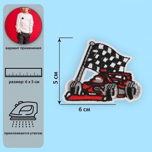 Термоаппликация «Гоночная машина», 5 x 6 см, цвет красный/чёрный