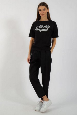 Футболка Футболка Kivviwear 4026/99 черный 
Состав: Хлопок-92%; Эластан-8%;
Сезон: Осень-Зима
Рост: 170

Джемпер свободного кроя. Удлиненный рукав, с подворотом. Принт методом термопереноса, цифровая
