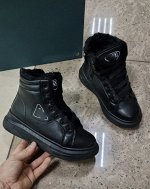 Кроссовки зима
