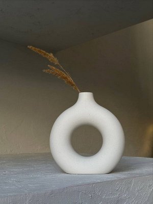 Интерьерная ваза