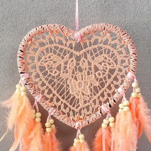 Ловец снов ""Кружевное сердце"" персиковый 60 см