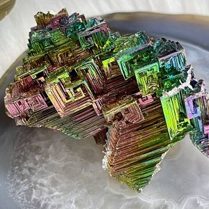Висмут Цвет камня: Миксовый
Камень: Висмут
Поверхность: Граненый
Размер: 4-6 см