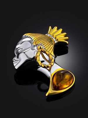 Необычная брошь-кулон «Эфиопка» из золотистого янтаря
