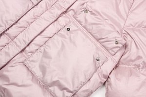 Куртка Женская куртка – это не только модное приобретение, но и залог практичности, комфорта, безукоризненного образа. Куртка в стиле оверсайз, удобные накладные карманы на кнопках. Центральная застеж