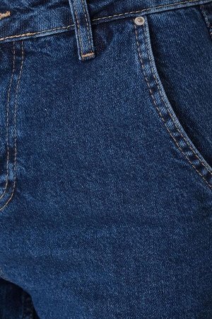 Джинсовые широкие джинсы с несколькими карманами
