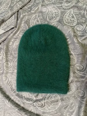 Двойная шапка бини зелёная