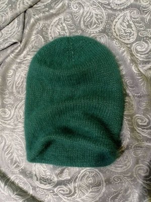 Двойная шапка бини зелёная