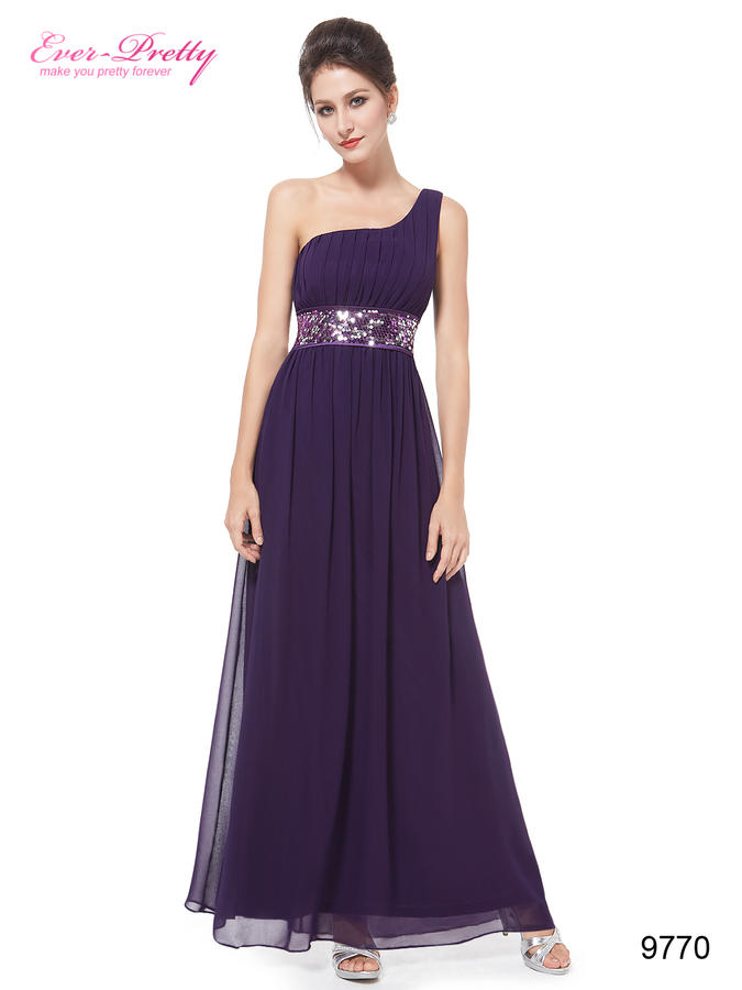 Фиолетовое вечернее платье с блестящим поясом