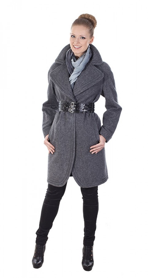 Отличное пальто из закупки Соната — могу обменяться на другое 48 размера во Владивостоке