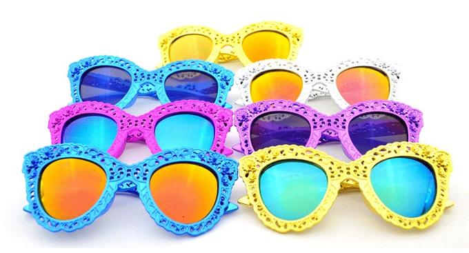 Солнцезащитные очки детские с зеркальными стеклами ажурные
