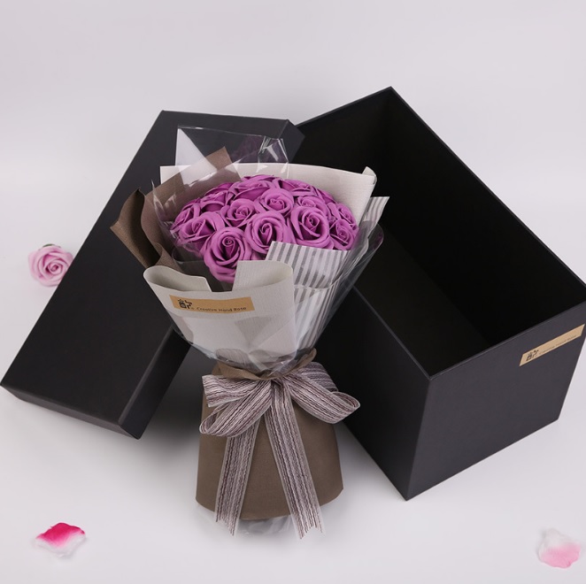 Букет из роз из мыла + подарочная коробка