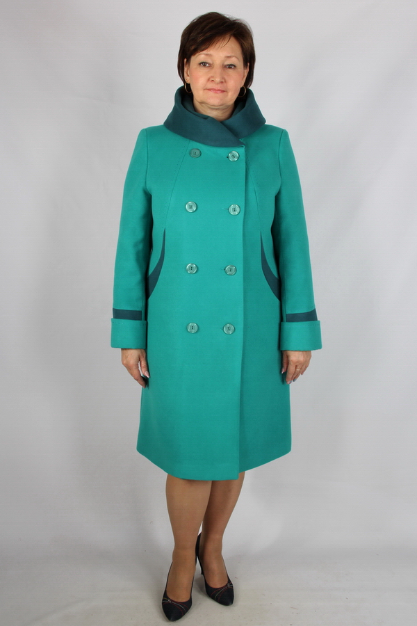 Пальто демисезонное зеленое. Пальто демисезонное женское классика Изумрудное. Сурское пальто зеленое. Женские пальто 60-62 молодежные.