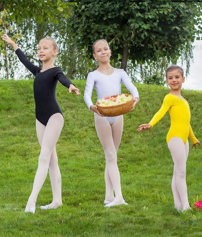 Гимнастический купальник на колготках