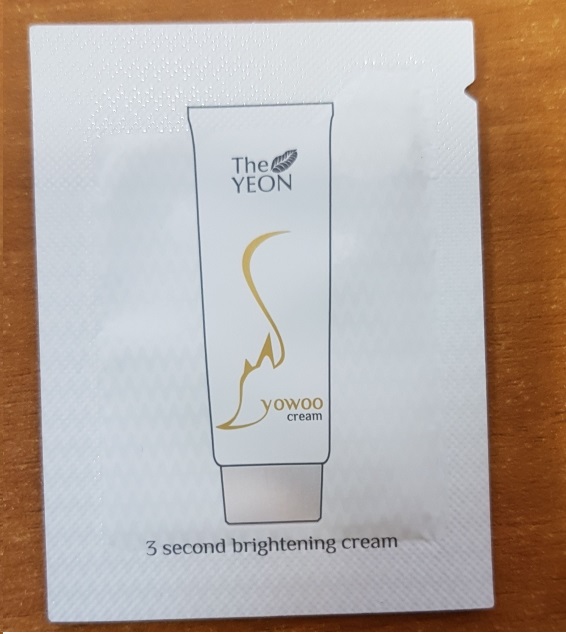 Мгновенно осветляющий крем для лица и тела The Yeon Yo Woo Cream
