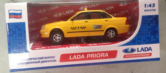 Машина 1 43 Lada Granta инерционная Carline