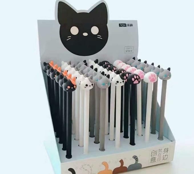 Cat pen. Ручки с кошками. Набор канцелярии с котиками. Карандаши и ручки с котами. Ручка в виде котика.