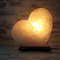 Солевая лампа &quot;Сердце&quot; большое 1,5-2,5 кг